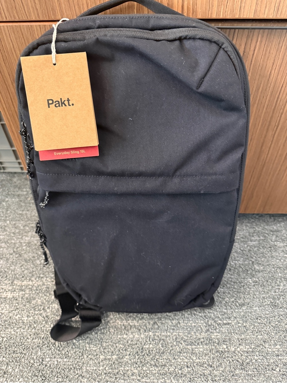 Pakt Everyday Sling 15L Backpack - Black new with tags and inserts
